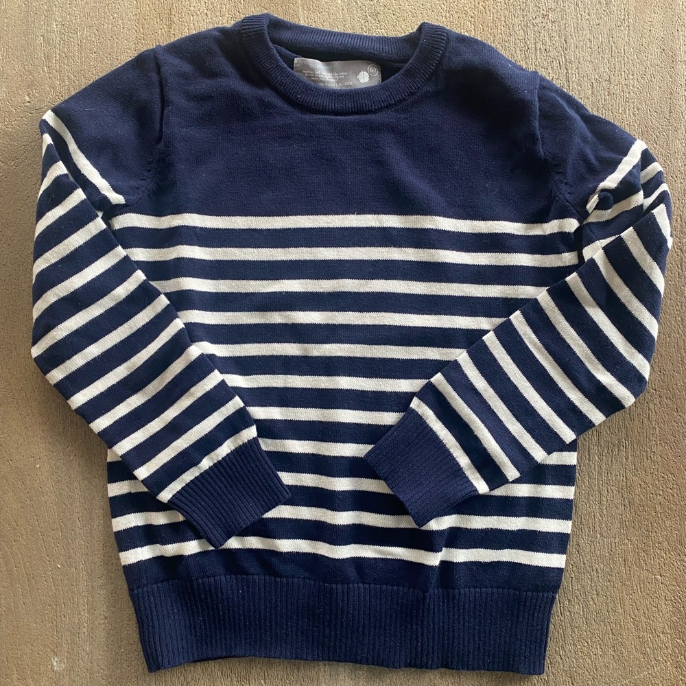 Primary Crew Sweater Size 6-7 H7